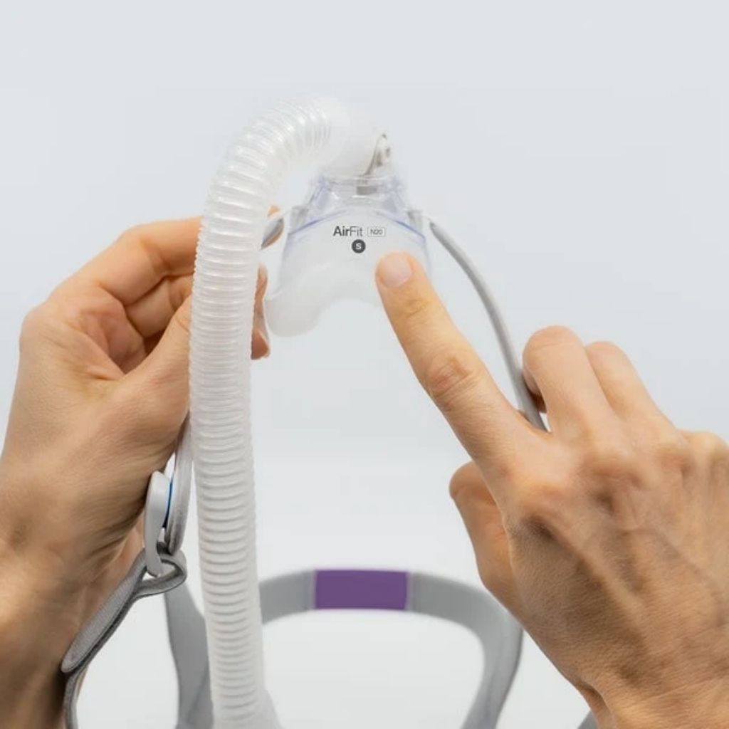 ResMed AirFit N20 for Her navrhnutá pre ženské črty tváre
